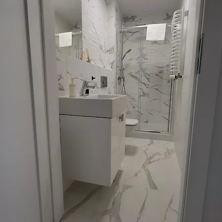 アパート Pole Dance Lalka Milosci ヴロツワフ