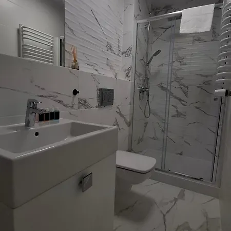 POLE DANCE Apartment Lalka Miłości