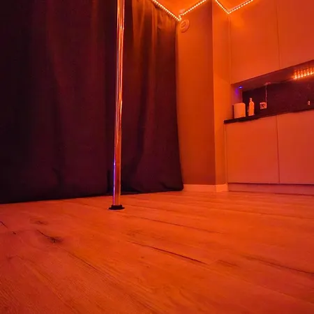 POLE DANCE Apartment Lalka Miłości Apartament Wrocław