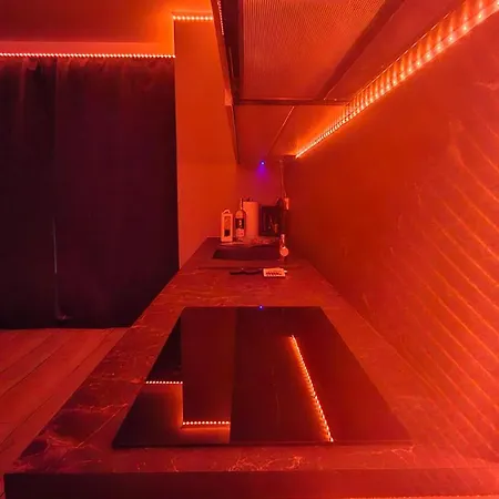 POLE DANCE Apartment Lalka Miłości